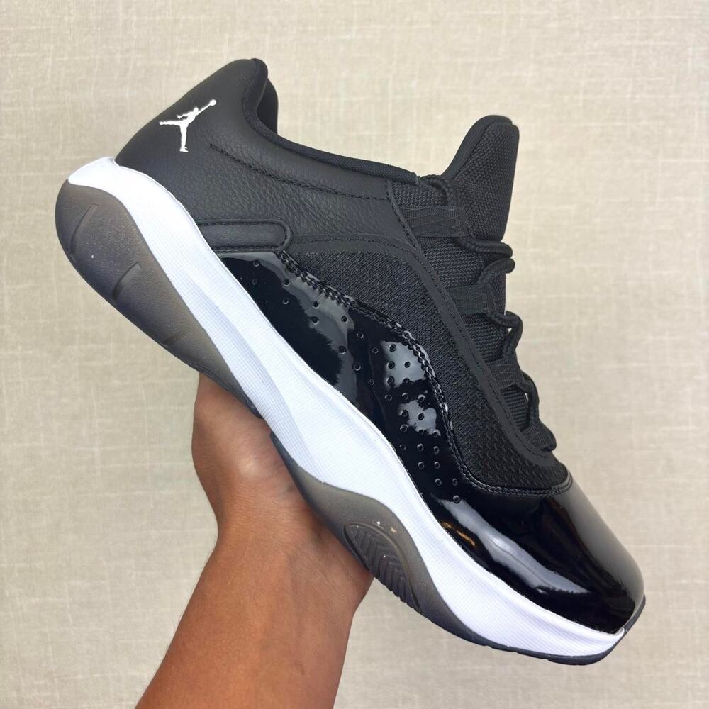 🎬 2023 Jordan 11 CMFT Low “Black White” 8.5M
